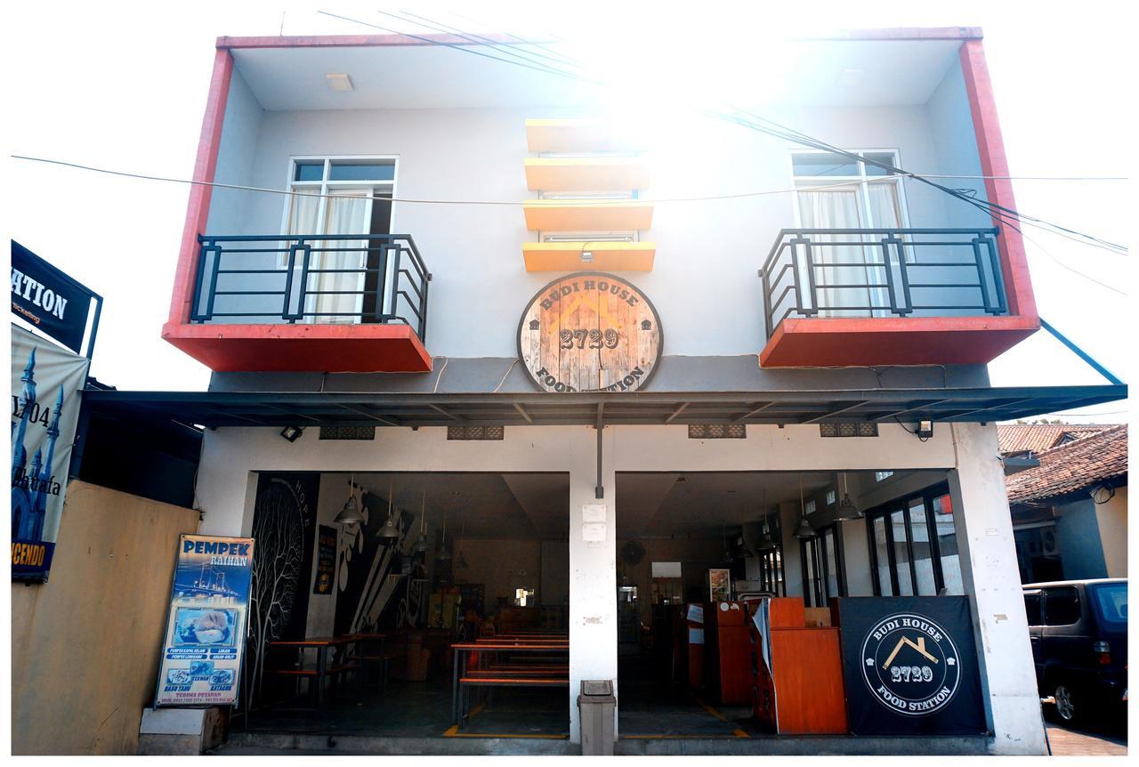 Budi House & Food Station Bandung Zewnętrze zdjęcie